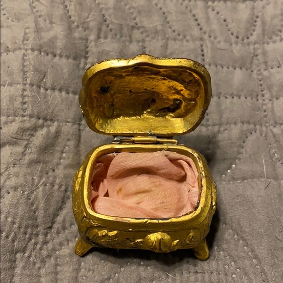 Mini Jewelry Casket - Picture 5 of 6